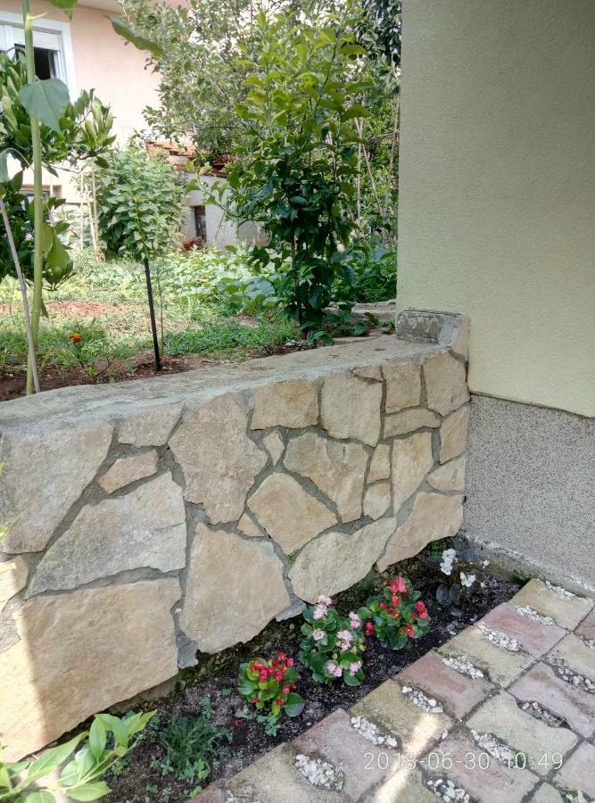 Apartman Vivian Pula Bagian luar foto