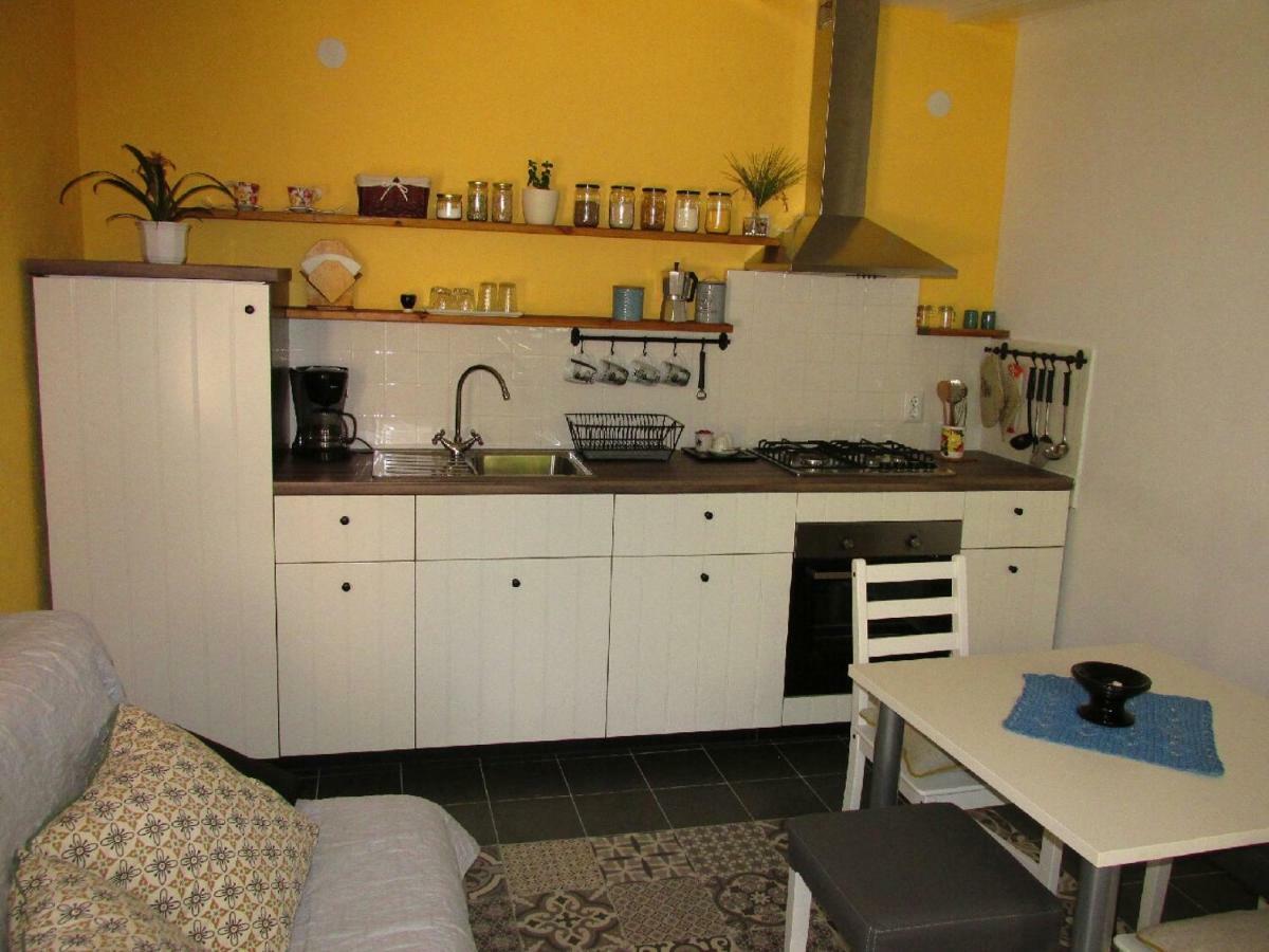 Apartman Vivian Pula Bagian luar foto