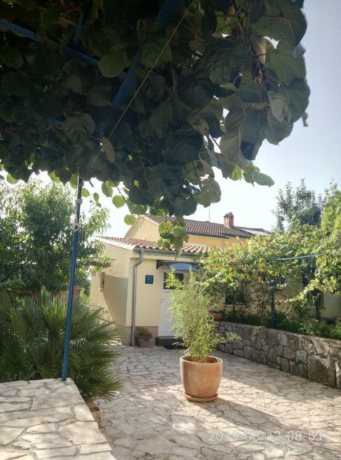Apartman Vivian Pula Bagian luar foto